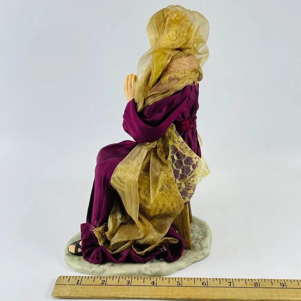 Member's Mark Large Nativity Mary Figurine 2005 Hand-Painted Christmas 10.5 inch